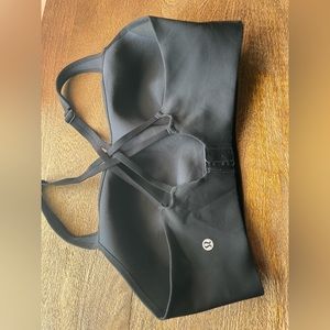 Lululemon black sports bra